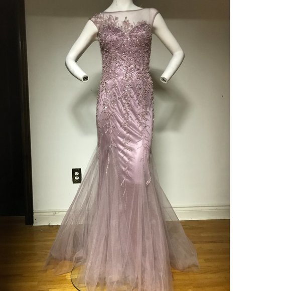 Le Chateau formal wedding bridesmaid gown dress embellished floral beaded tulle - Picture 4 of 13